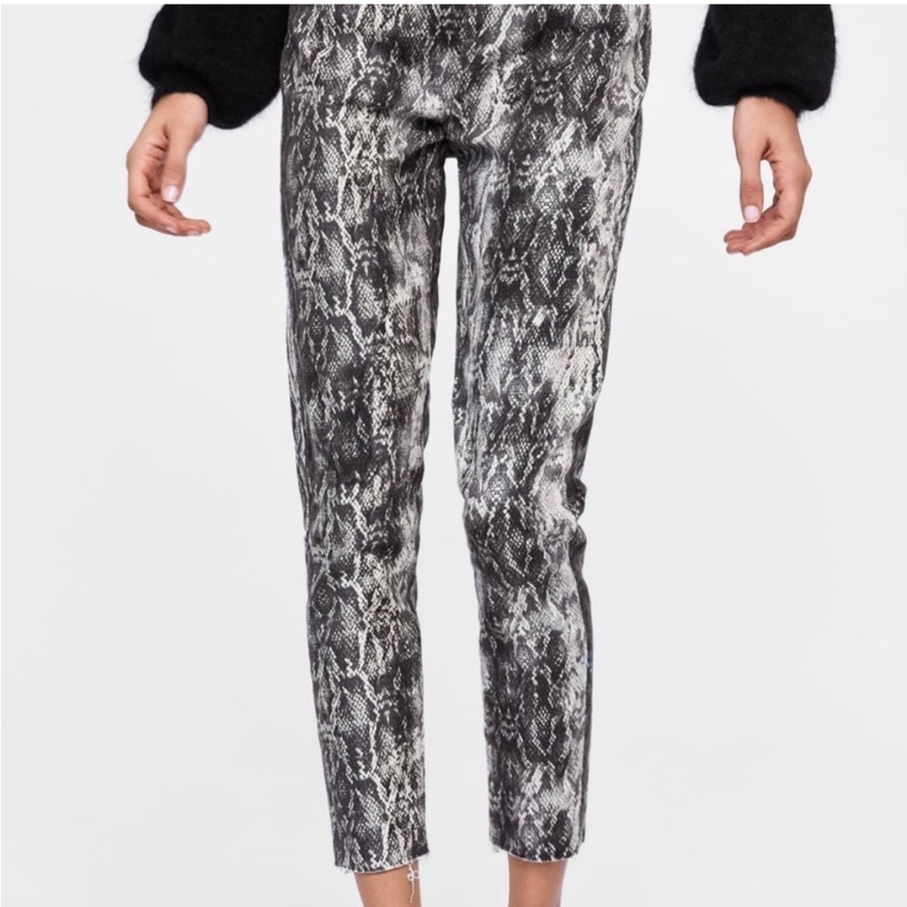 Zara Gray Snakeskin Print Jeans 4